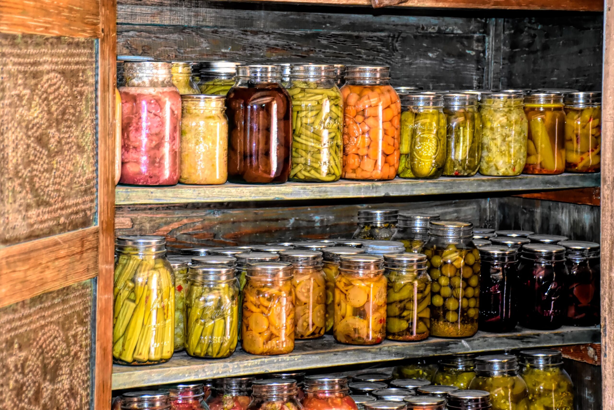 Sustainable Pantry Organization for New Homesteaders